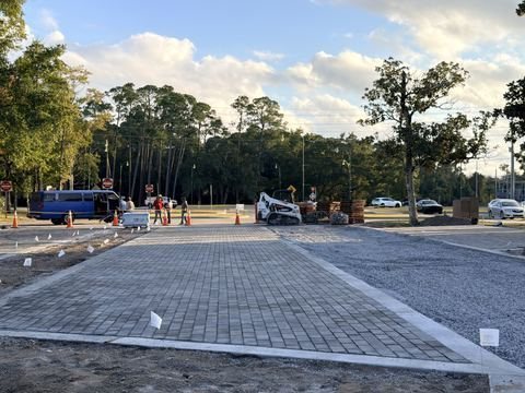 Paver driveway installation by Fénix Paver Landscape, Santa Rosa Beach FL