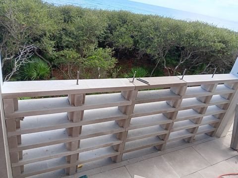 Retaining wall and hardscape by Fénix Paver Landscape, Miramar Beach FL